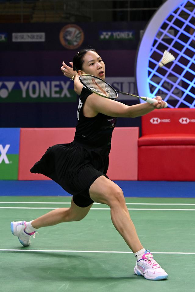 在与巴塞罗 在与巴塞罗