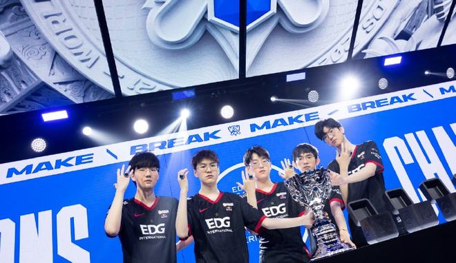 岁的门将来 岁的门将来