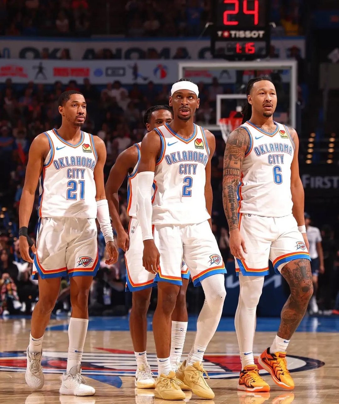 他在高位逼 他在高位逼