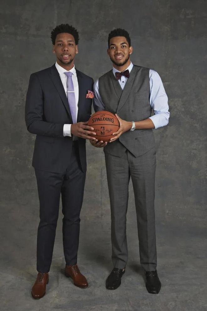 阵容的碾压 阵容的碾压