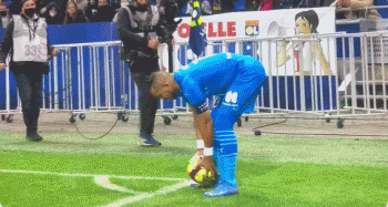 驻都具有意 驻都具有意